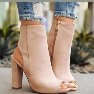 Black chunky heel open toe booties